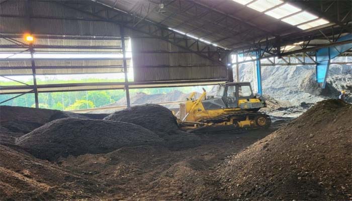 PLTU Sintang Gunakan Limbah Tandan Sawit sebagai Bahan Bakar